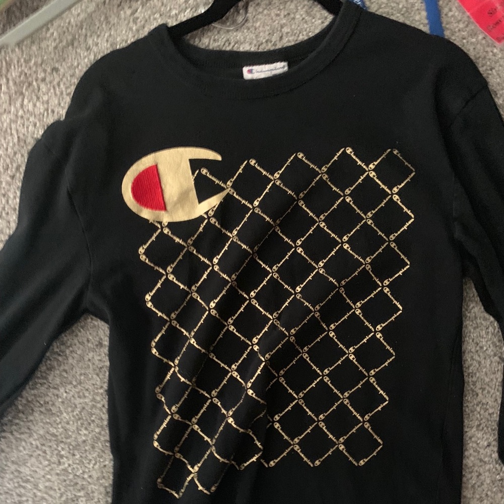 Long Sleeve Champion shirt